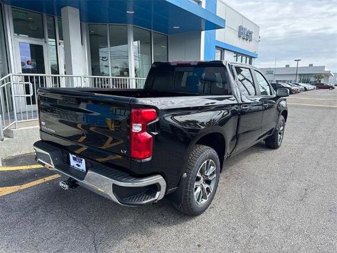 New 2025 Chevrolet Silverado 1500 LT w/ Convenience Package II image 7