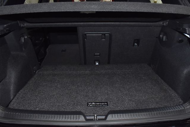 Used 2024 Volkswagen GTI Autobahn FWD image 10