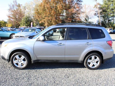 Used 2009 Subaru Forester 2.5X Limited image 10