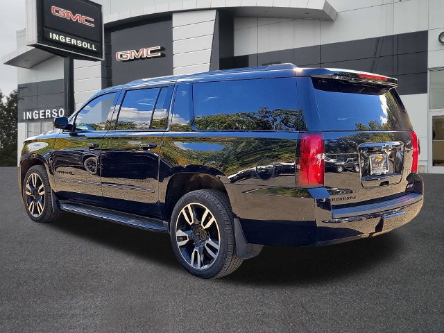 Used 2019 Chevrolet Suburban Premier AWD/4WD image 26