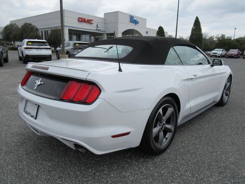 Used 2015 Ford Mustang Convertible w/ Equipment Group 051A image 7