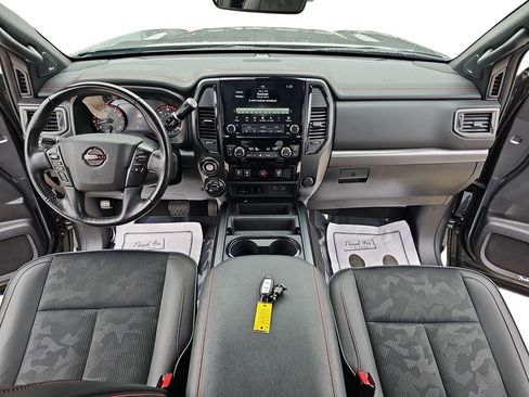 Used 2023 Nissan Titan PRO-4X image 12