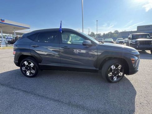 Used 2025 Hyundai Kona SEL image 3