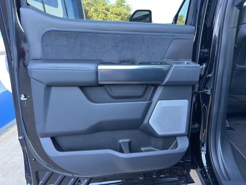 New 2026 Ford F250 Platinum image 9