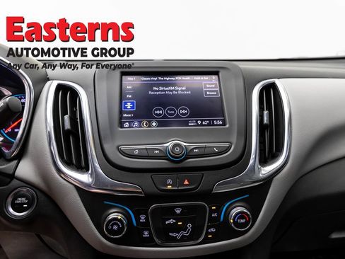 Used 2023 Chevrolet Equinox LT FWD image 11