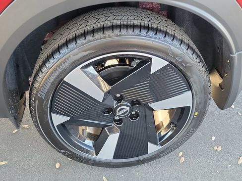 New 2026 Nissan Kicks SR w/ SR Premium Package image 13