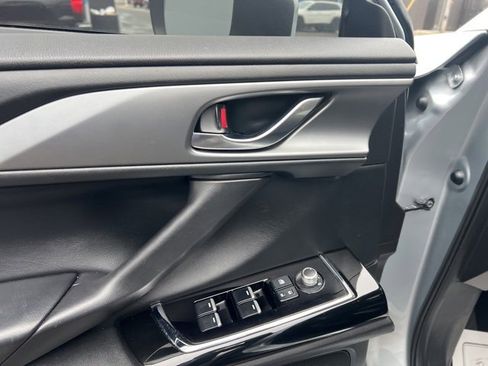 Used 2022 MAZDA CX-9 Touring image 25