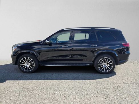 Used 2026 Mercedes-Benz GLS 450 4MATIC image 9