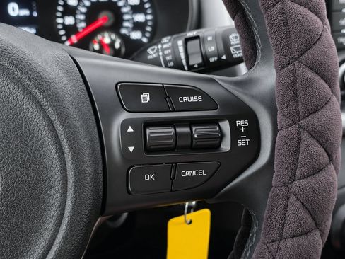 Used 2017 Kia Sorento FWD w/ LX Convenience Package image 25