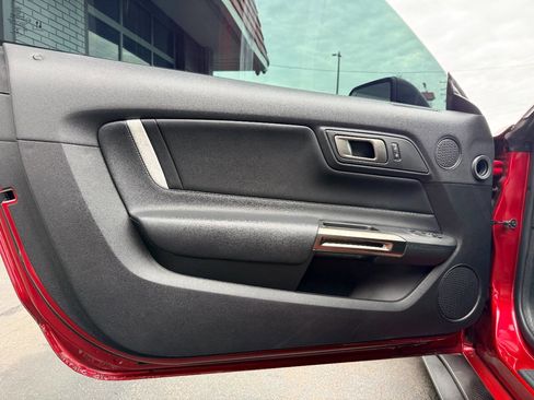 Used 2021 Ford Mustang Shelby GT500 w/ Carbon Fiber Track Pack image 20