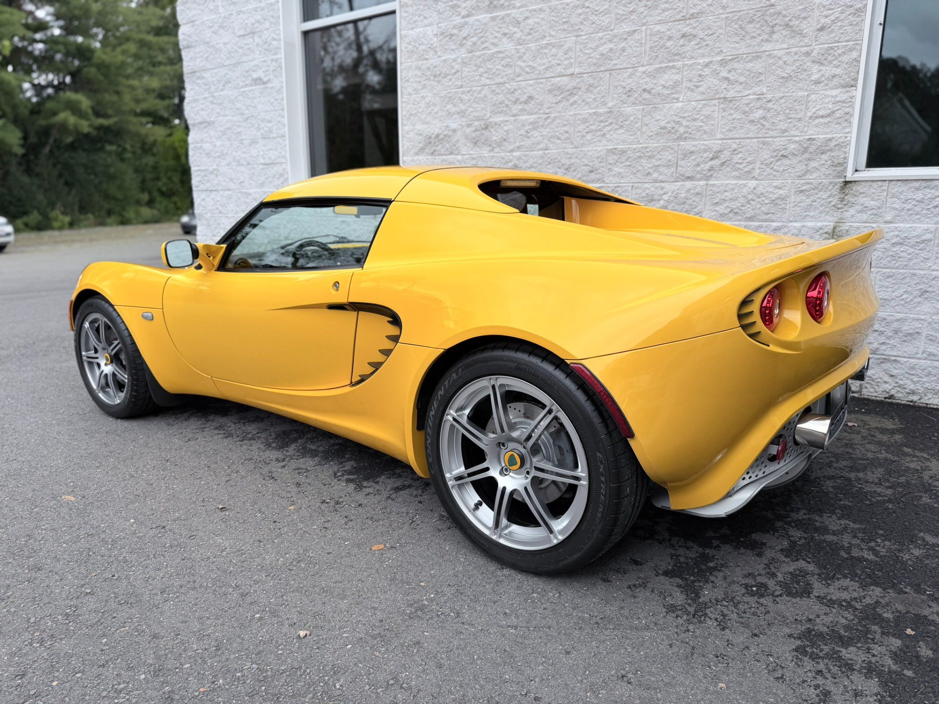 Used 2006 Lotus Elise RWD image 7
