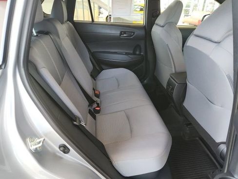 Used 2024 Toyota Corolla Cross SE image 20