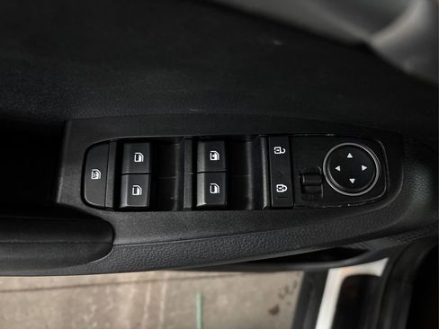 Used 2023 Kia Seltos LX image 30