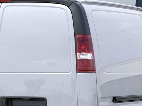 New 2025 GMC Savana 2500 w/ Driver Convenience Package image 11