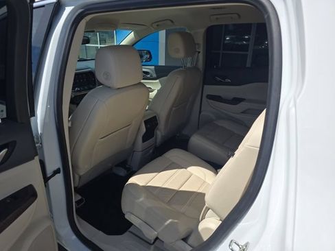 Used 2023 GMC Acadia Denali AWD/4WD image 28