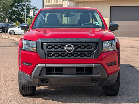 Used 2022 Nissan Frontier S w/ Technology Package AWD/4WD image 2