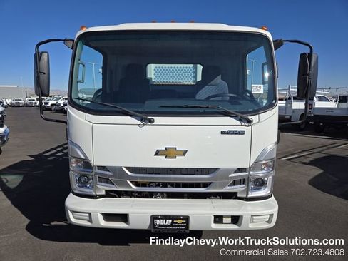 New 2024 Chevrolet Low Cab Forward RWD image 2