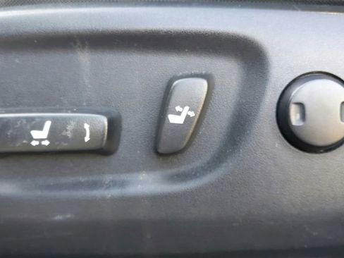 Used 2016 Toyota 4Runner SR5 image 17