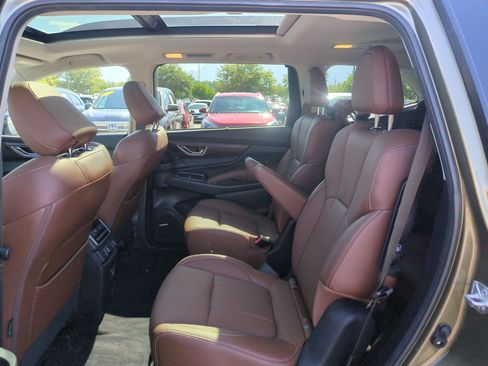 Used 2023 Subaru Ascent Touring AWD/4WD image 30