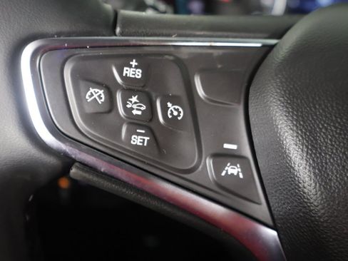 Used 2024 Chevrolet Equinox LT image 39