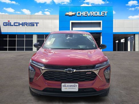 New 2026 Chevrolet Trax RS w/ Driver Confidence Package FWD image 2