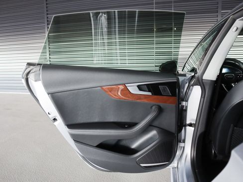 Used 2023 Audi A5 2.0T Premium Plus w/ Premium Plus image 22