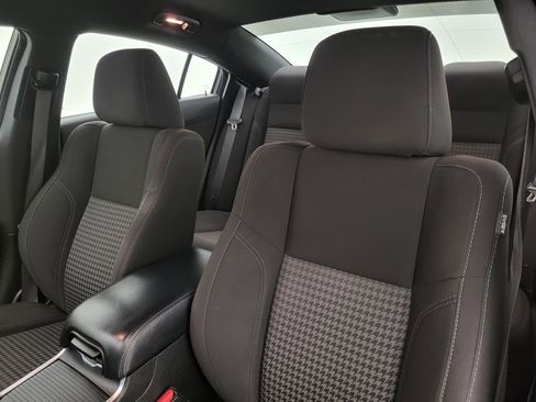 Used 2023 Dodge Charger SXT image 27