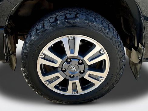 Used 2018 Toyota Tundra SR5 image 34