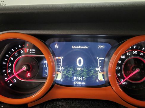 Used 2021 Jeep Gladiator Mojave AWD/4WD image 17
