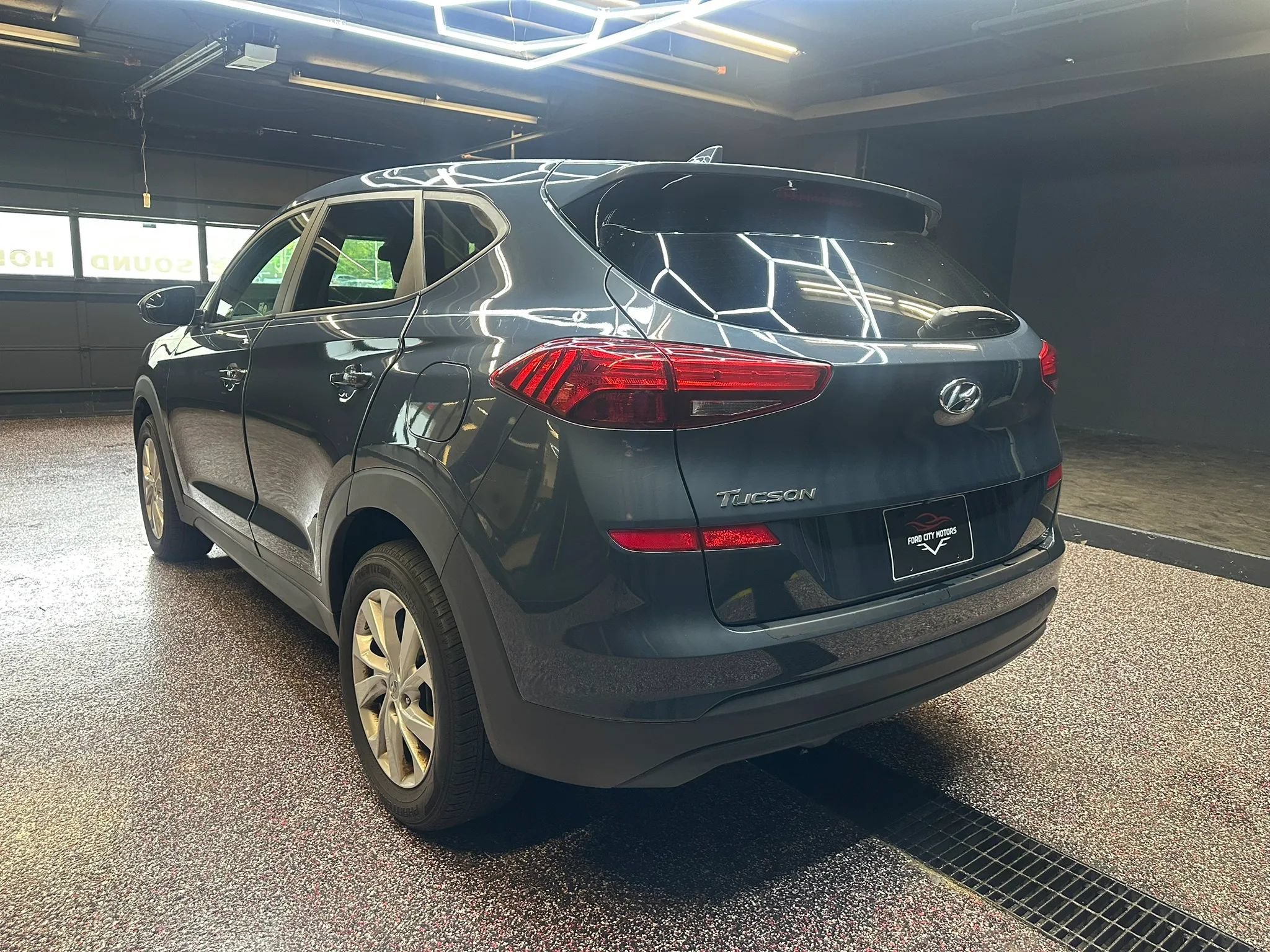 Used 2020 Hyundai Tucson SE w/ Cargo Package FWD image 5