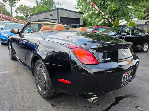 Used 2004 Lexus SC 430 Convertible w/ Preferred Accessory Pkg RWD image 2