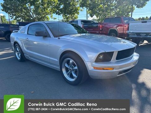 Used 2006 Ford Mustang Coupe RWD image 8