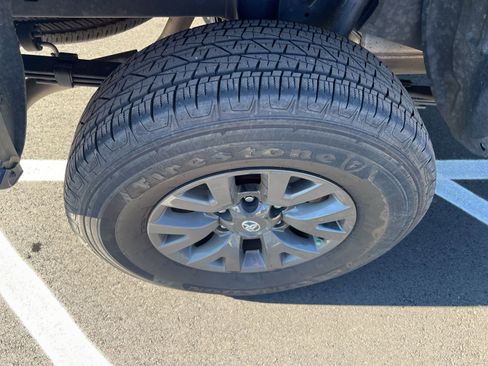 Used 2023 Toyota Tacoma SR5 image 7