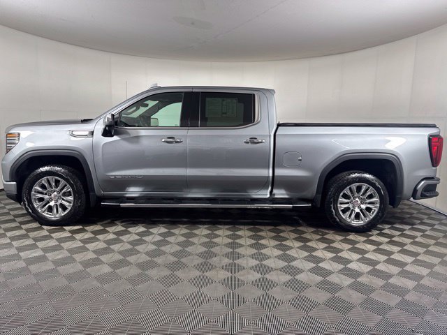 Used 2025 GMC Sierra 1500 Denali w/ Technology Package AWD/4WD image 7
