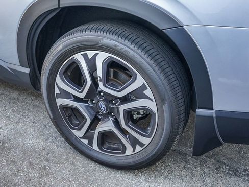 Used 2023 Subaru Ascent Limited w/ Technology Package image 9