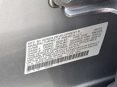 Used 2024 Acura MDX SH-AWD w/ Technology Package image 27