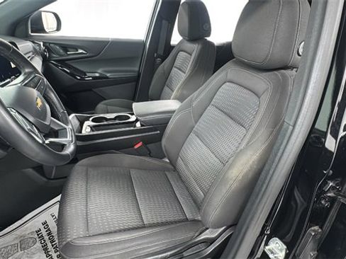 Used 2025 Chevrolet Equinox LT image 10