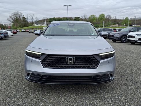 Certified 2025 Honda Accord Touring image 2