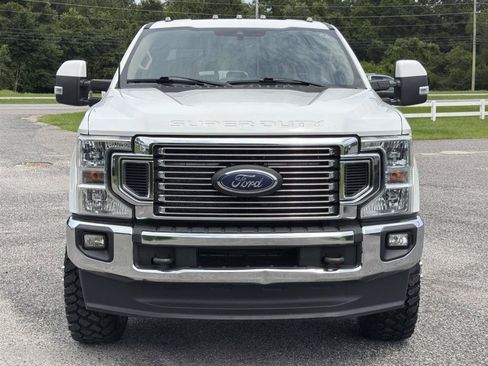 Used 2022 Ford F350 Lariat w/ Lariat Value Package AWD/4WD image 2