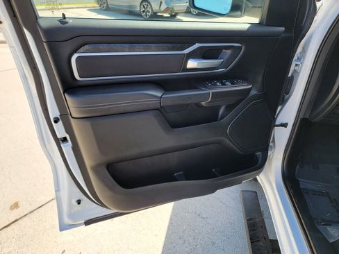 Used 2023 RAM 1500 Big Horn AWD/4WD image 10