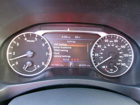 Used 2024 Nissan Altima 2.5 SV image 14