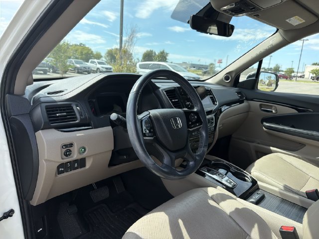 Used 2019 Honda Pilot Elite image 11
