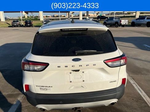 Used 2021 Ford Escape Titanium w/ Class II Trailer Tow Package AWD/4WD image 6