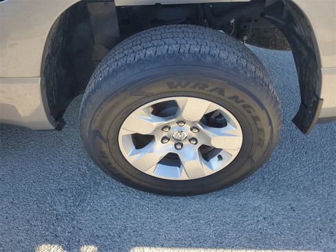 Used 2023 RAM 1500 Big Horn w/ Trailer Tow Group image 7