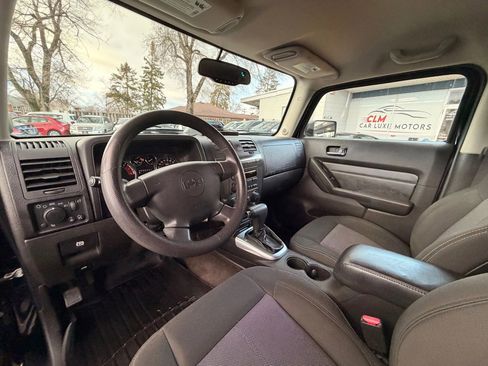 Used 2010 HUMMER H3 AWD/4WD image 9