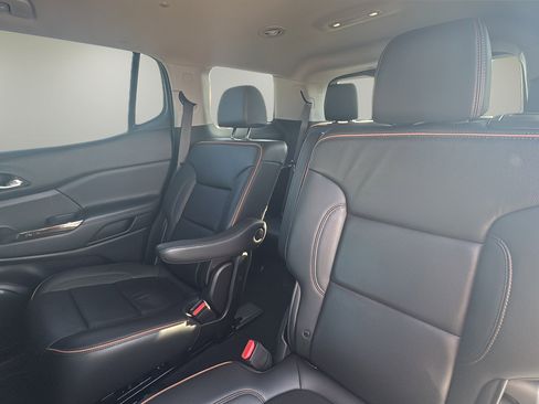 Used 2021 GMC Acadia AT4 w/ Trailering Package AWD/4WD image 13