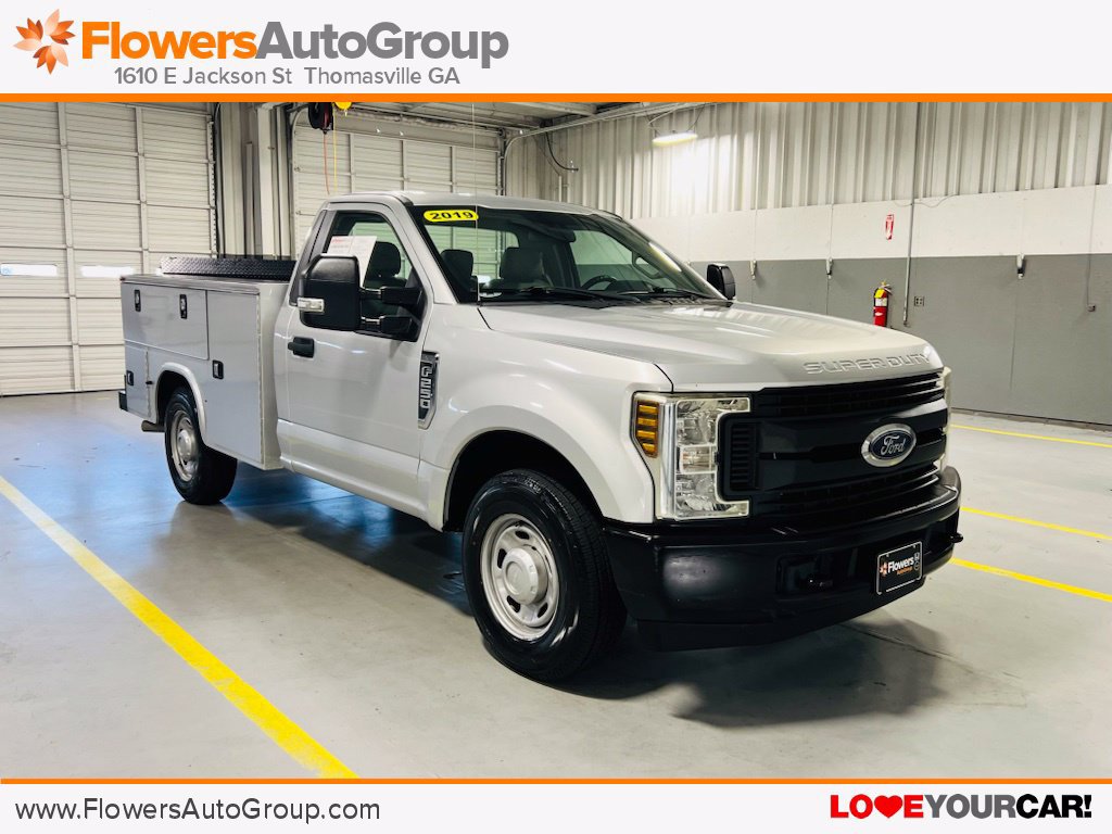 Used 2019 Ford F250 XL w/ Power Equipment Group RWD image 1