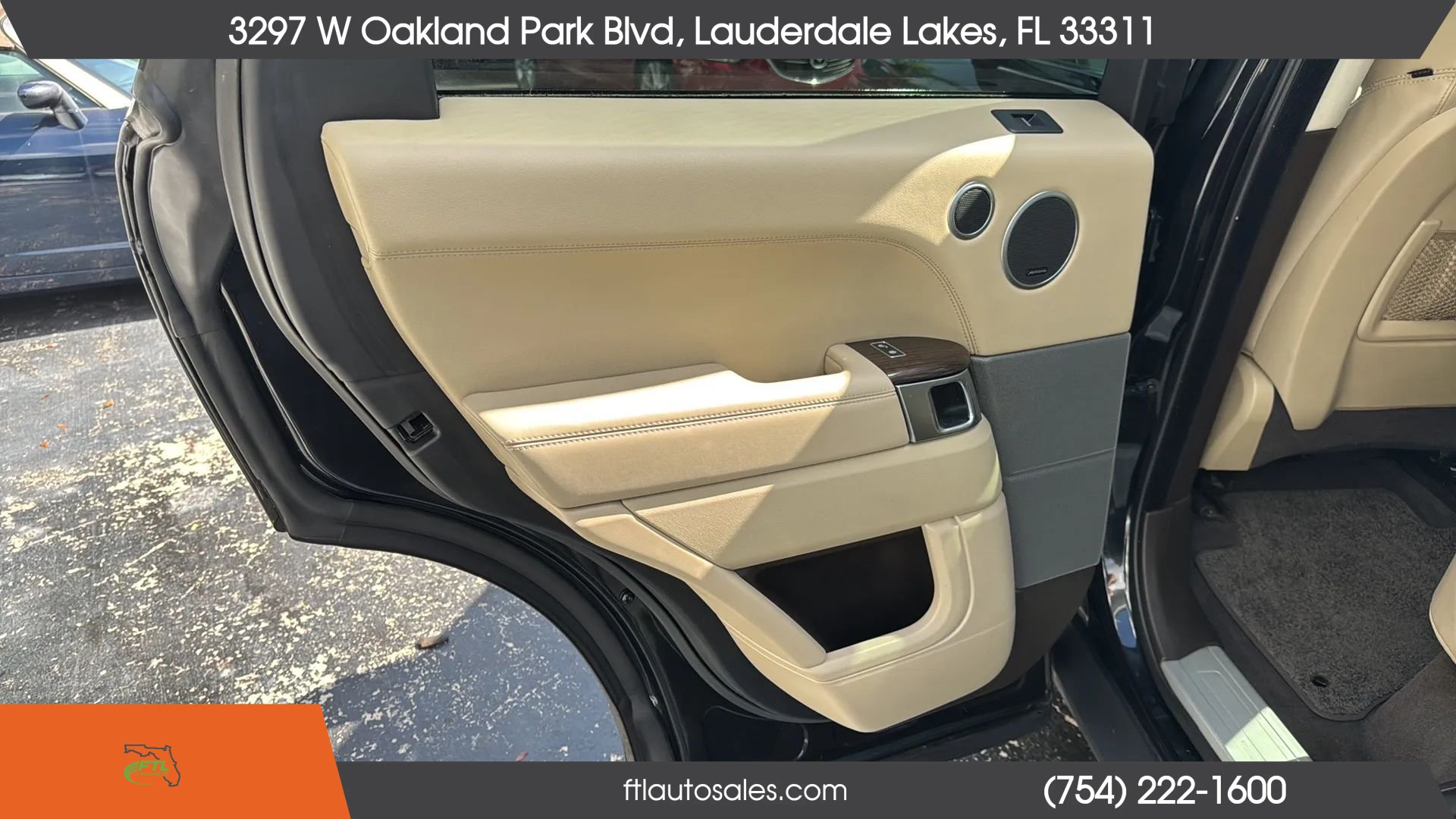 Used 2016 Land Rover Range Rover Sport Supercharged AWD/4WD image 27