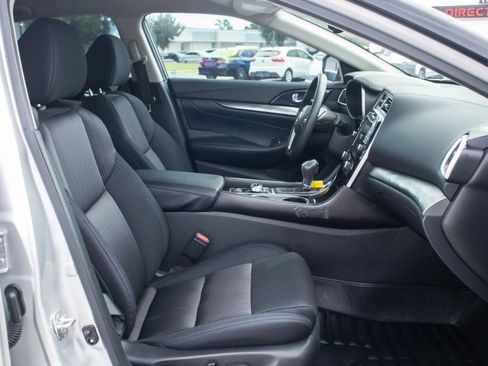 Used 2020 Nissan Maxima 3.5 S w/ Floor Mat Group FWD image 16