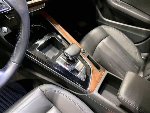 Used 2023 Audi A4 2.0T Premium w/ Convenience Package image 17